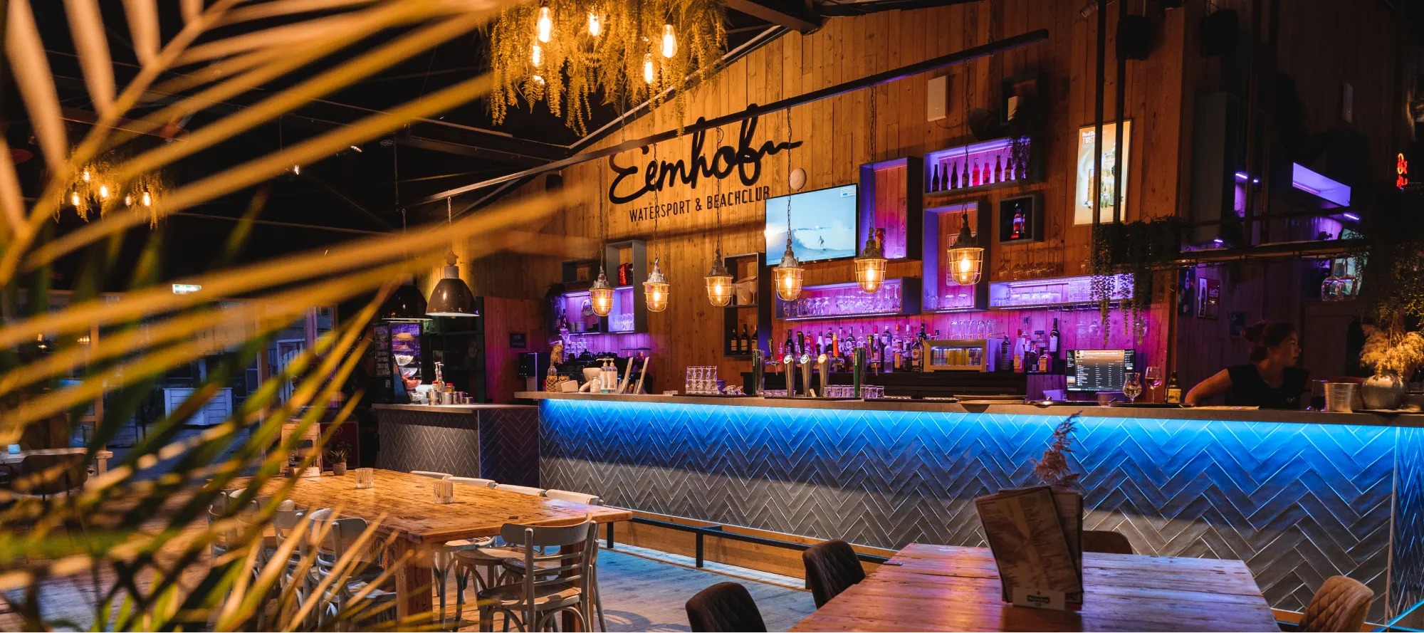 beachclub-header detail-image